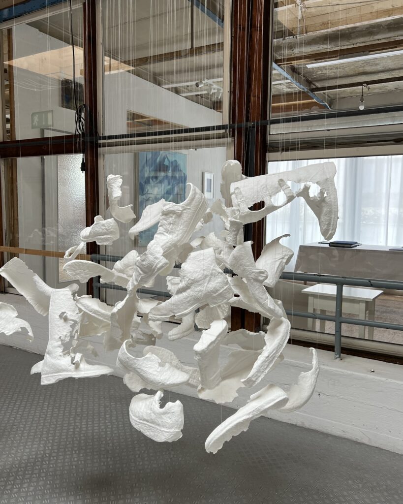 Ausstellung "Big Blue" in der Halle1